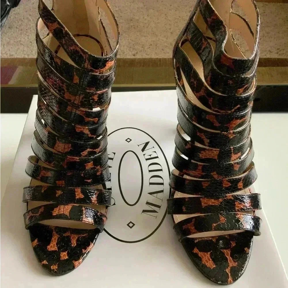 Size 8.5 Steve Madden Heels